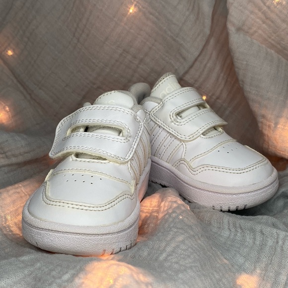 Adidas Kids White Velcro Sneakers - Picture 4 of 7